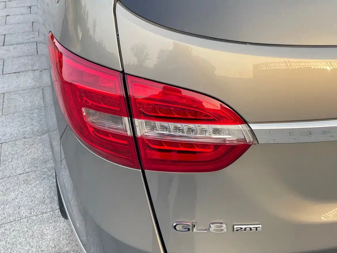 Buick GL8 2018 28T Luxury Model China VI фото 6