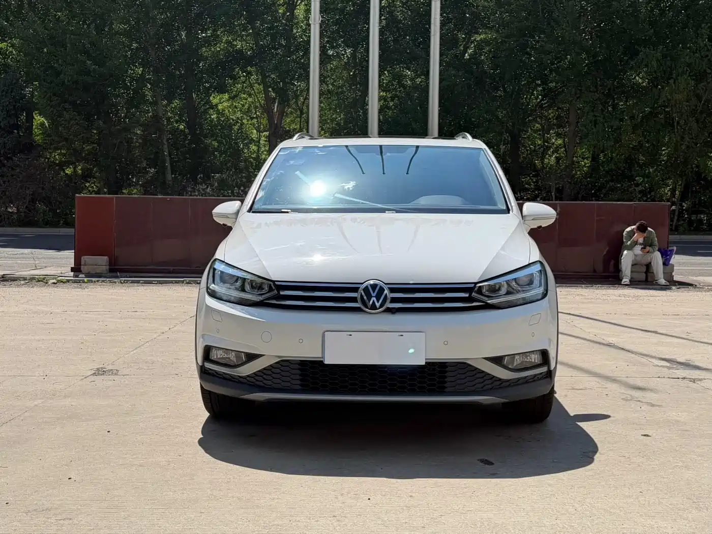 Volkswagen Touran 2021 Touran L 280TSI DSG Cross Edition 7-seater фото 2