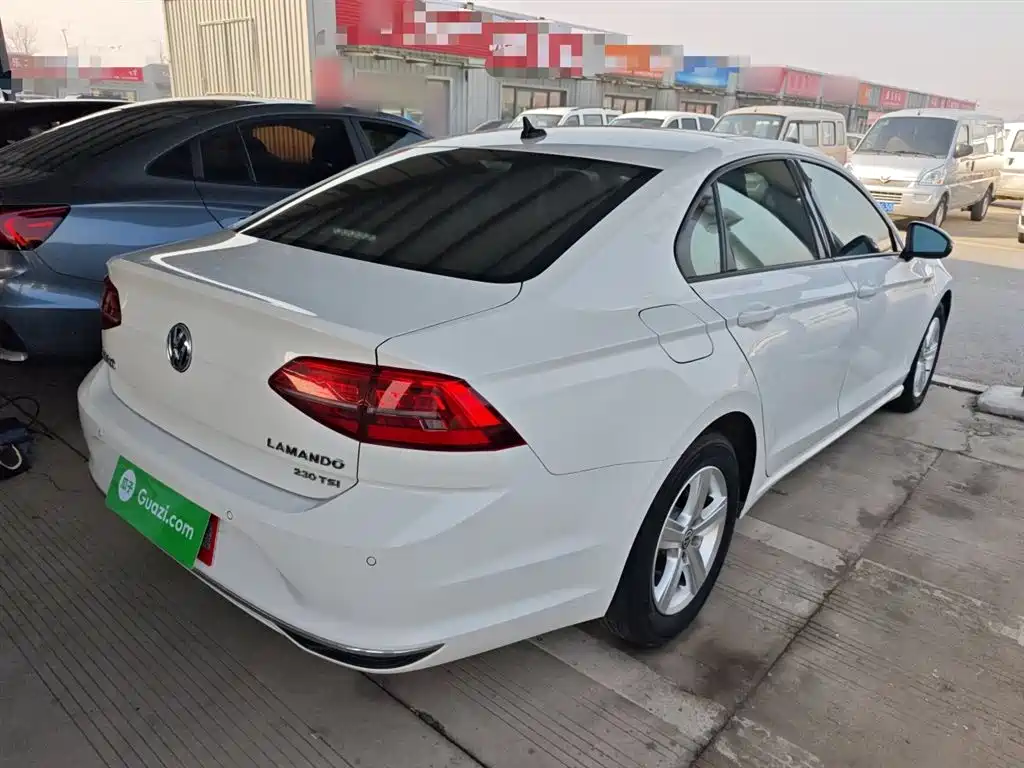VOLKSWAGEN LINGDU