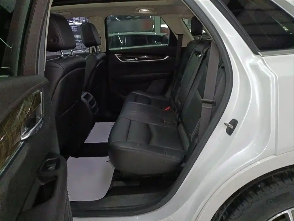 Cadillac XT5 2018 25T Luxury фото 13