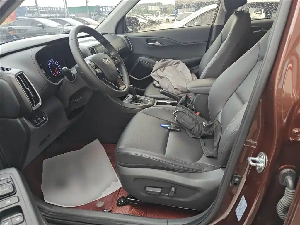 Hyundai Beijing Hyundai ix35 2019 2.0L Automatic 2WD Zhiyong·Enjoy China V фото 10