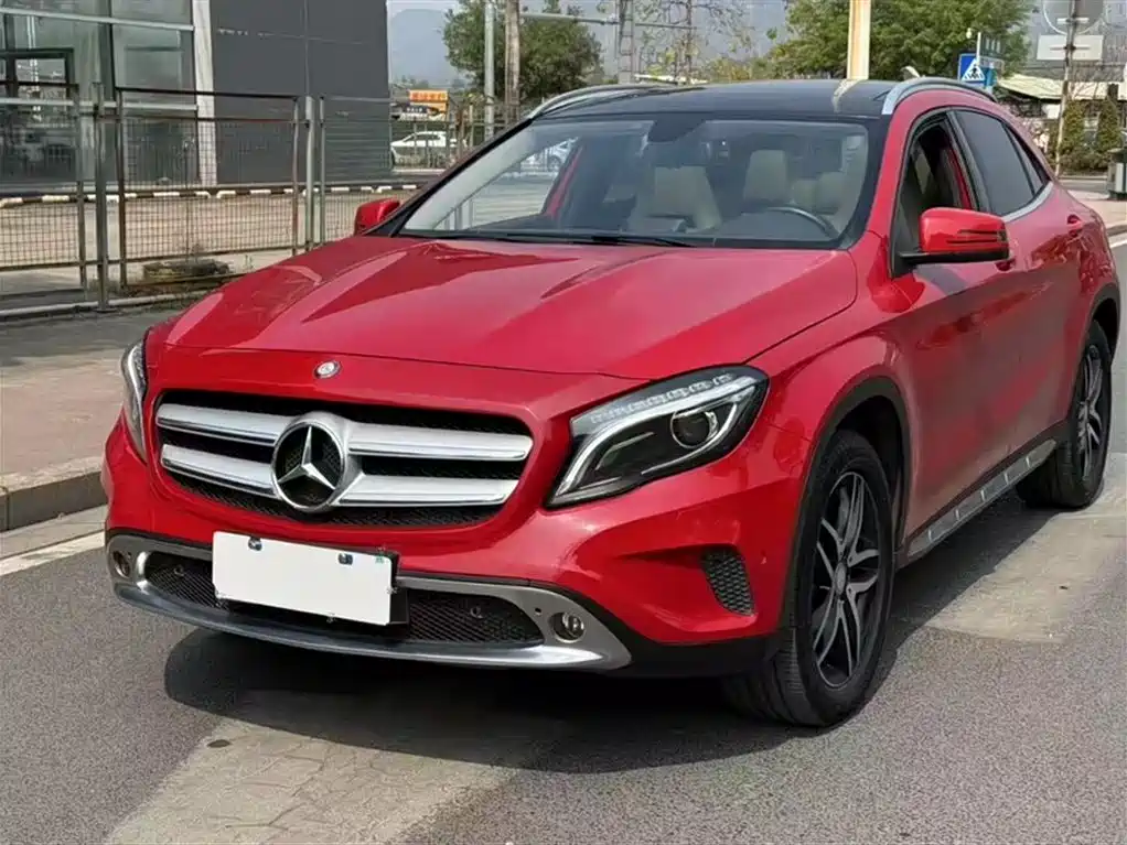 Mercedes-Benz GLA 2015 GLA 220 4MATIC Fashion Edition