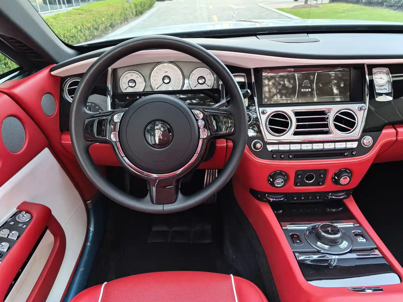 Rolls-Royce Dawn 2021 2018 6.6T Standard
