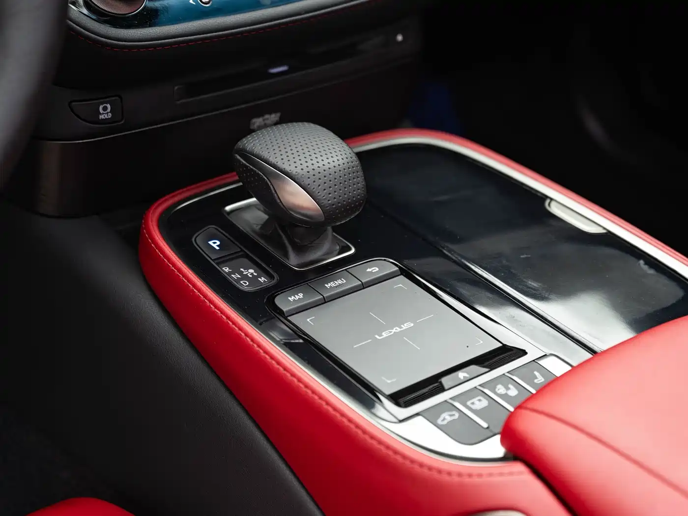 Фото 14 - Lexus LS