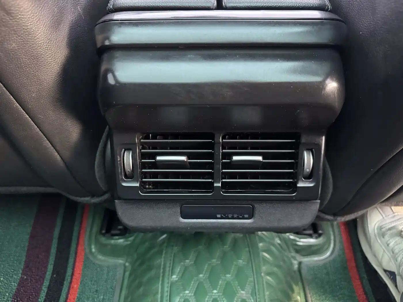 Land Rover Range Rover Evoque 2020 Model 249PS R-DYNAMIC S Gloss Black Sport Edition фото 11