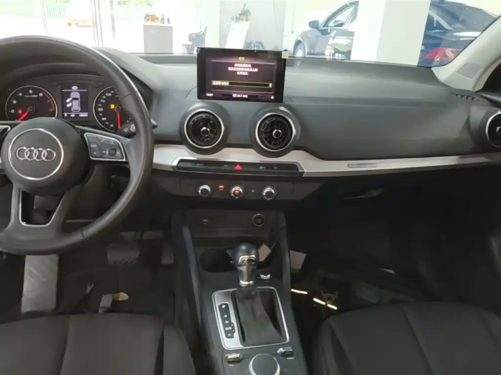 Audi Q2L 2021 35 TFSI Progressive Dynamic фото 13
