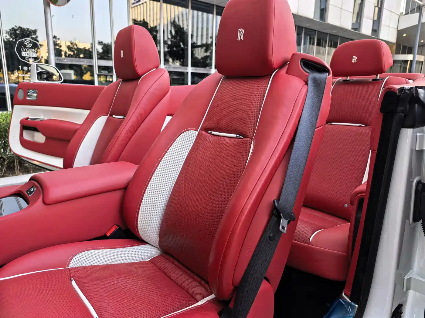 Rolls-Royce Dawn 2021 2018 6.6T Standard