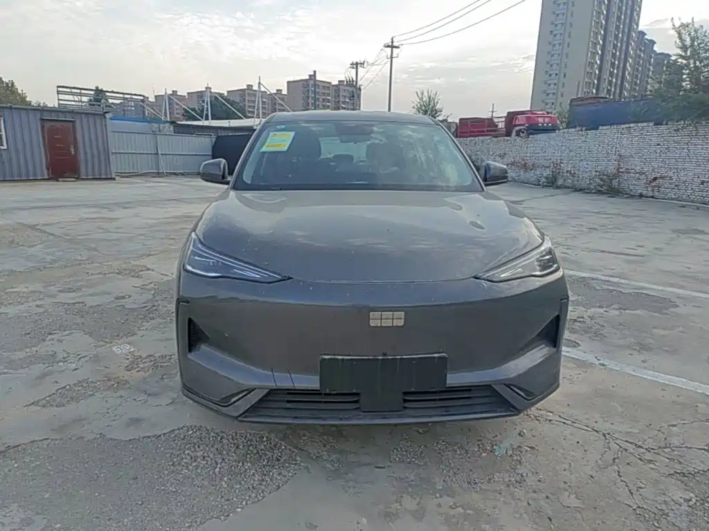 Фото 3 - Geely Galaxy Galaxy E5