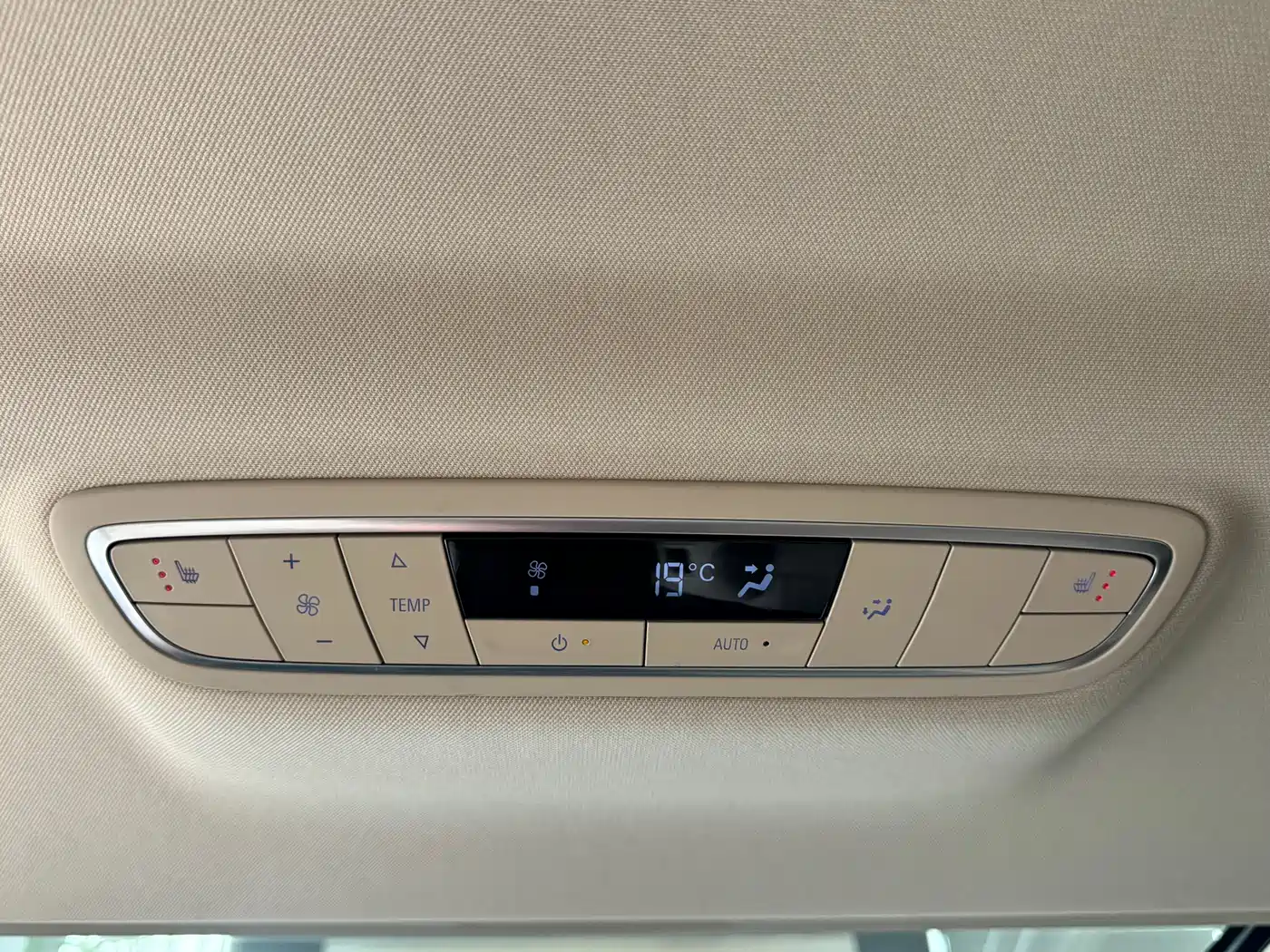 Buick GL8 2023 ES Landmaster Luxury фото 21