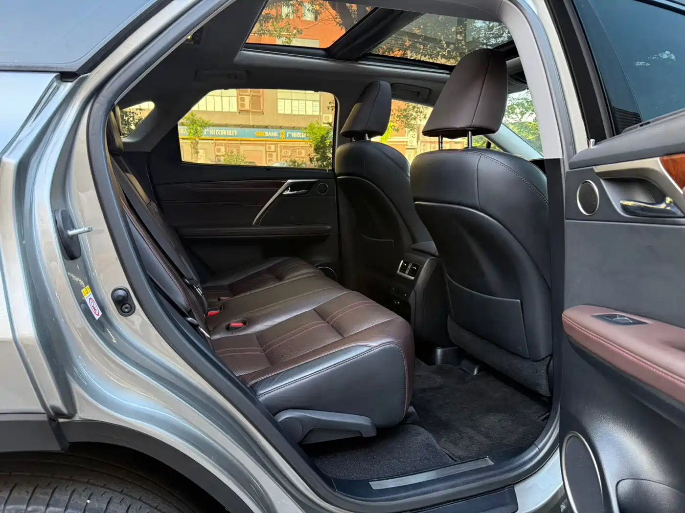 Lexus RX 2016 450h 4WD Luxury Edition фото 10