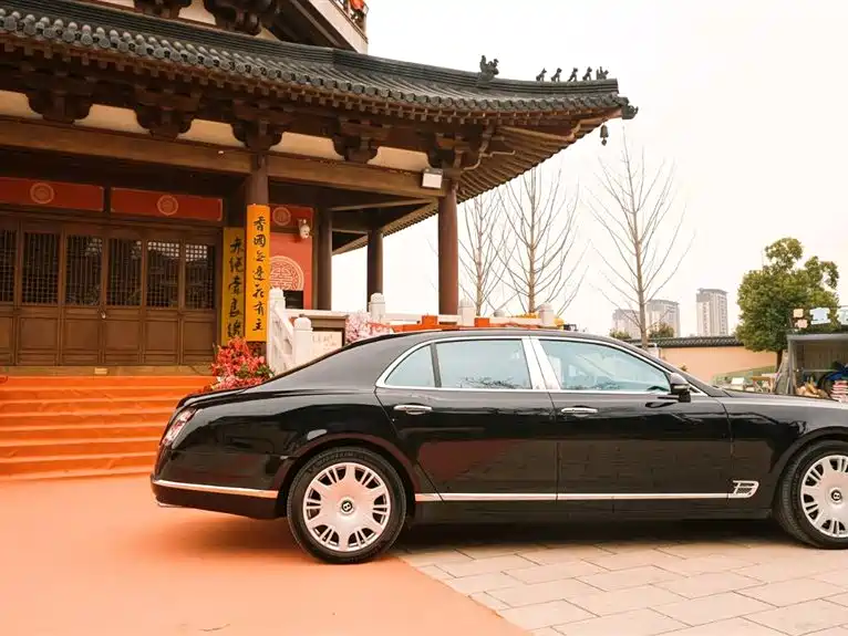 Bentley Mulsanne 2012 Model 6.8T Diamond Jubilee фото 3