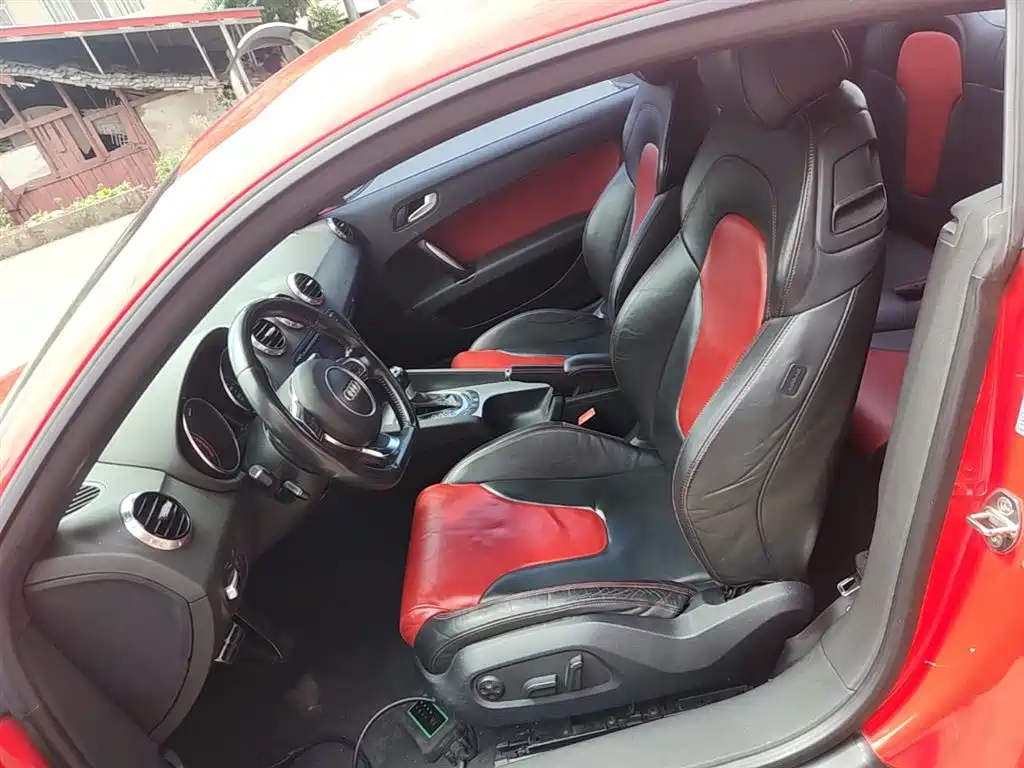 Audi TT 2014 TT Coupe 45 TFSI Sport Edition фото 15
