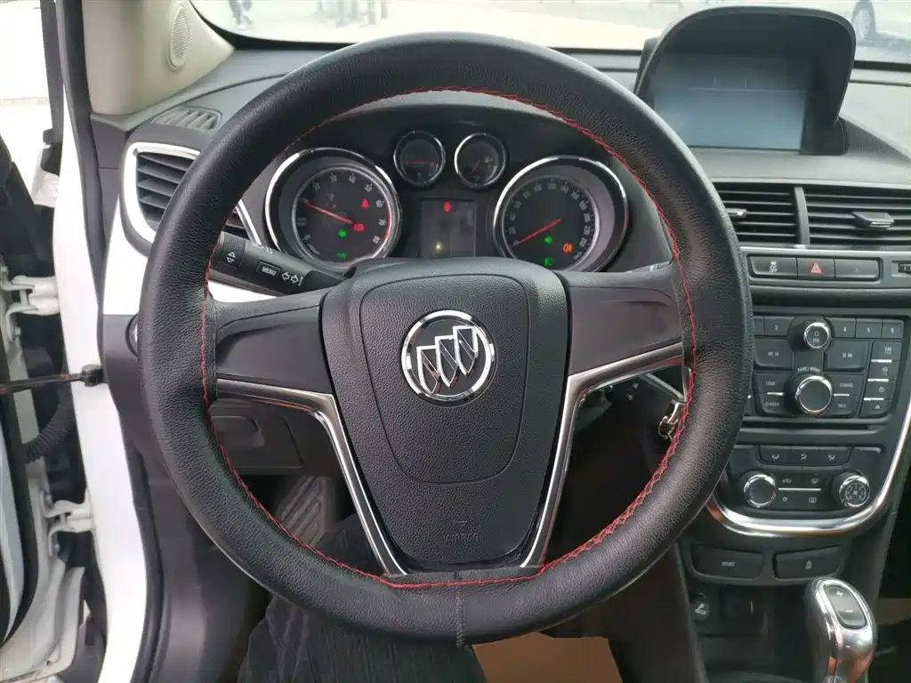 Buick Encore 2015 1.4T Automatic 2WD Urban Elite фото 11
