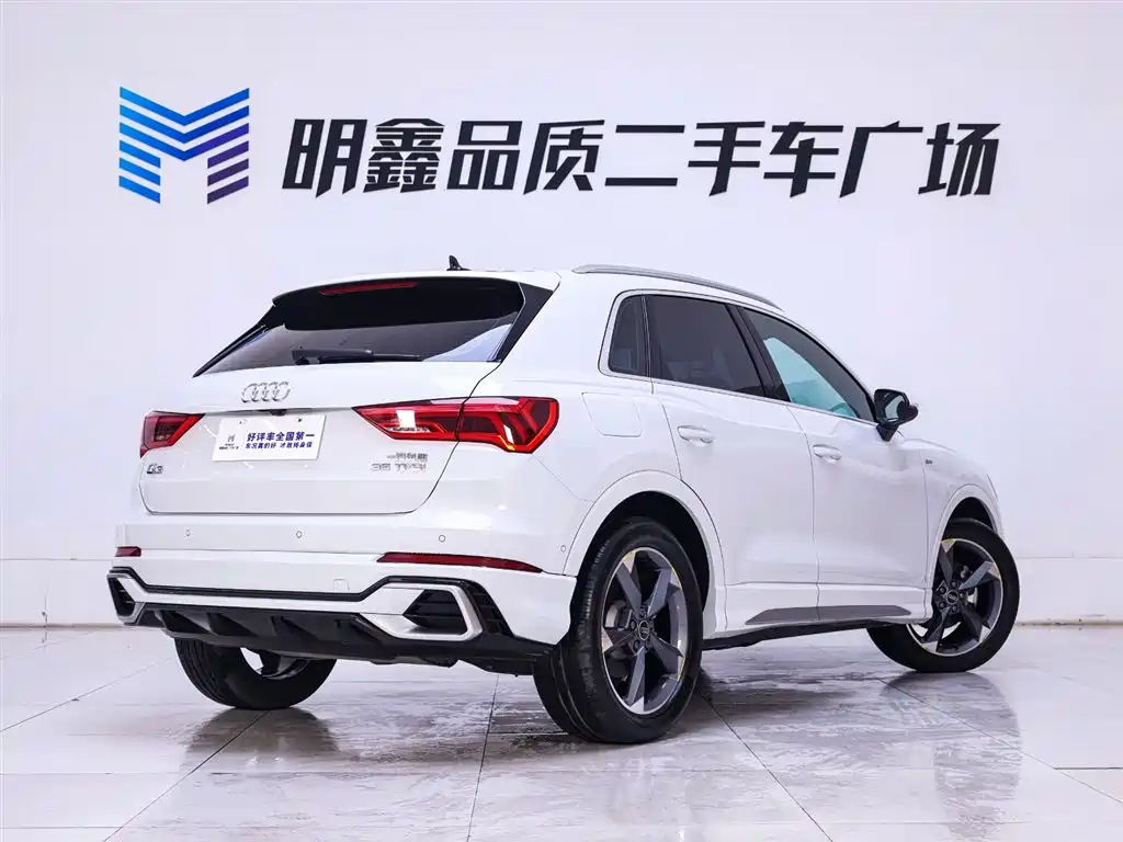 Audi Q3 2024 35 TFSI Fashion Sport фото 7