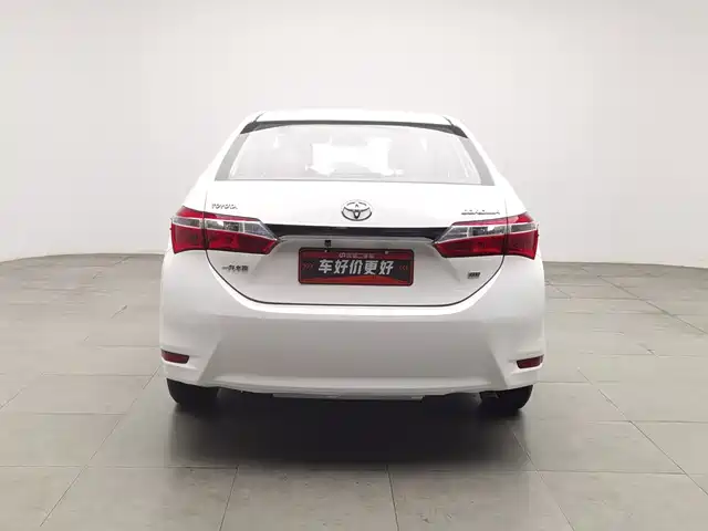 Toyota Corolla 2014 1.6L CVT GL — фото 4