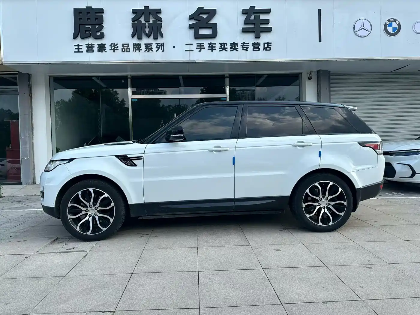 Фото 3 - Land Rover Range Rover Sport