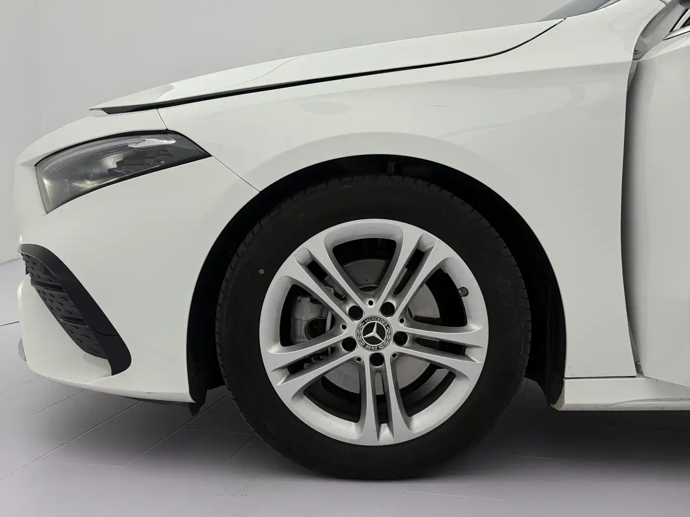 Mercedes-Benz A-Class 2022 A 180 L фото 17