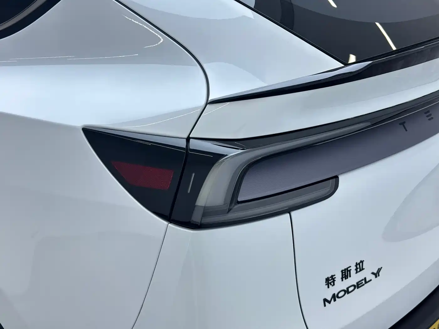 Tesla Model Y L 2026 2025 Facelift Long Range AWD