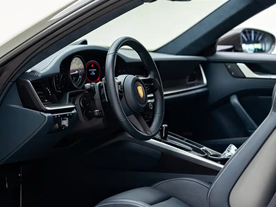 Porsche 911 2022 Turbo S 3.7T фото 13