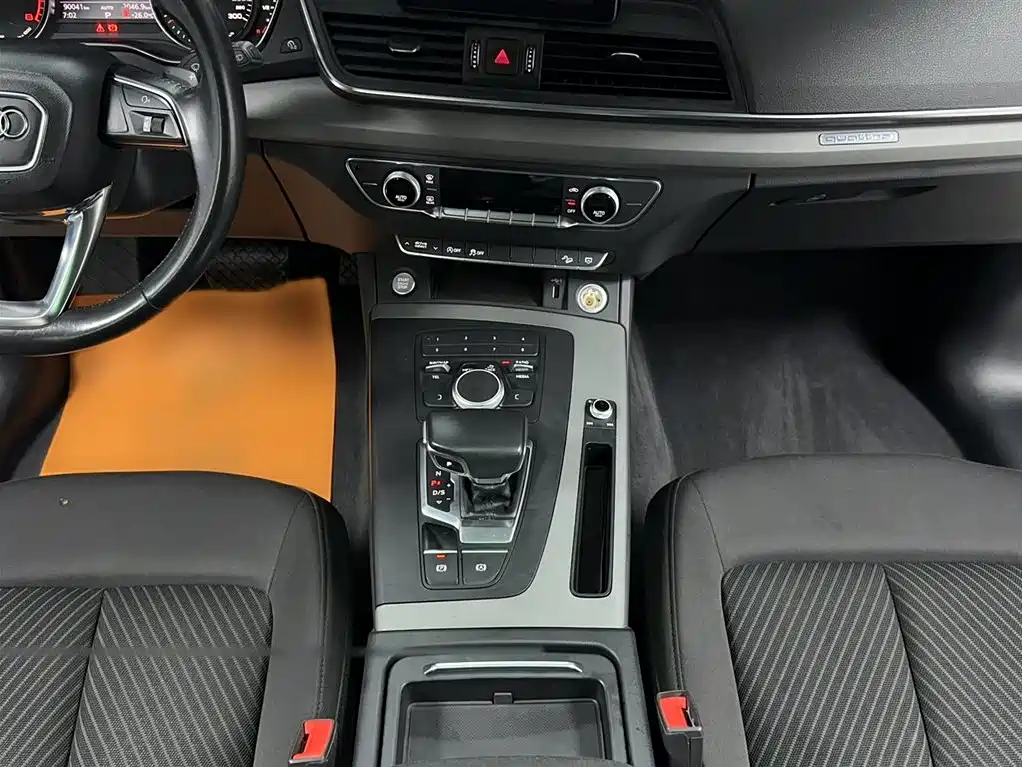Audi Q5L 2018 40 TFSI Prestige Progressive (China V) фото 7