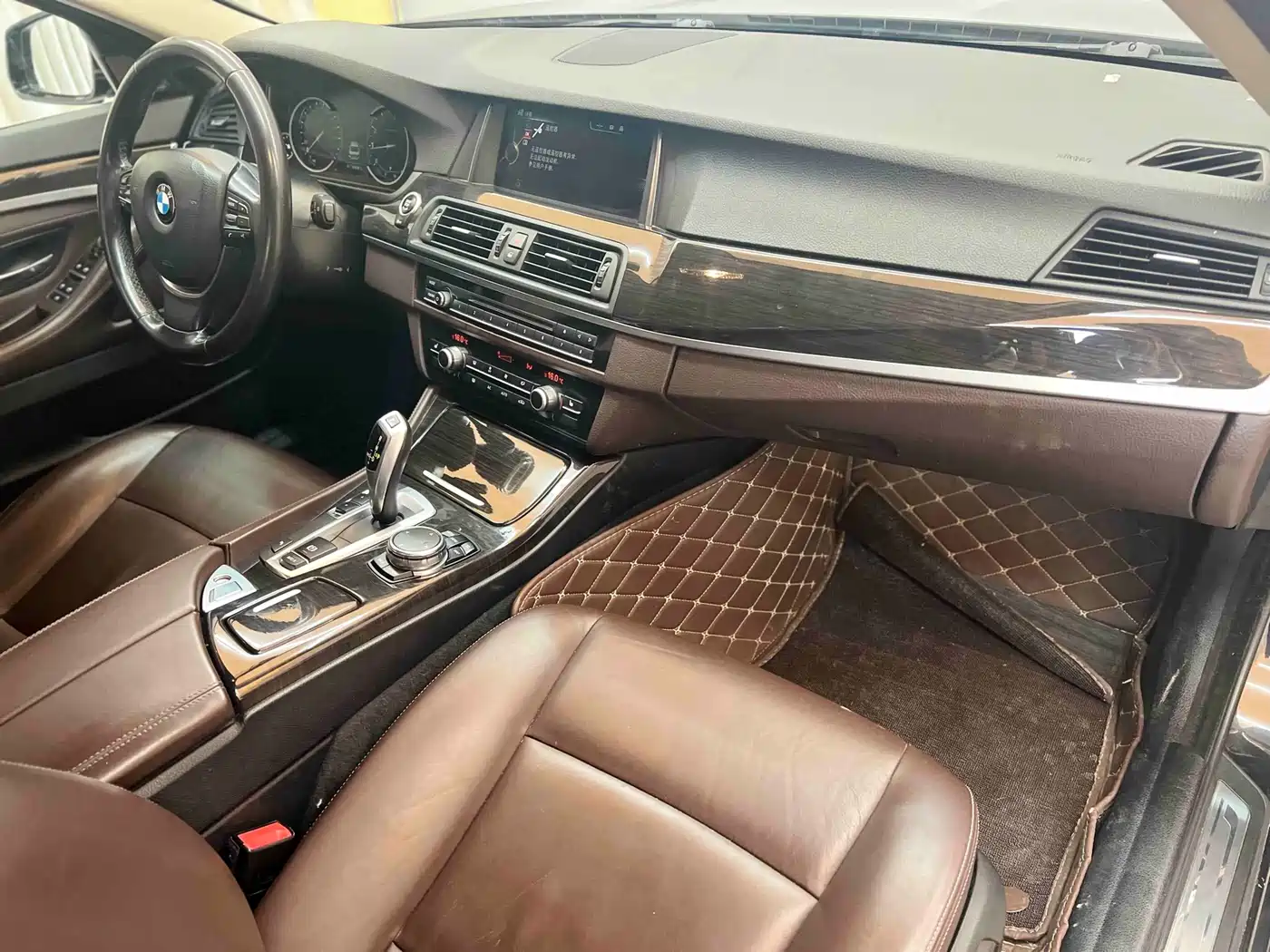 BMW 5 Series 2017 525Li Luxury Design Package фото 22