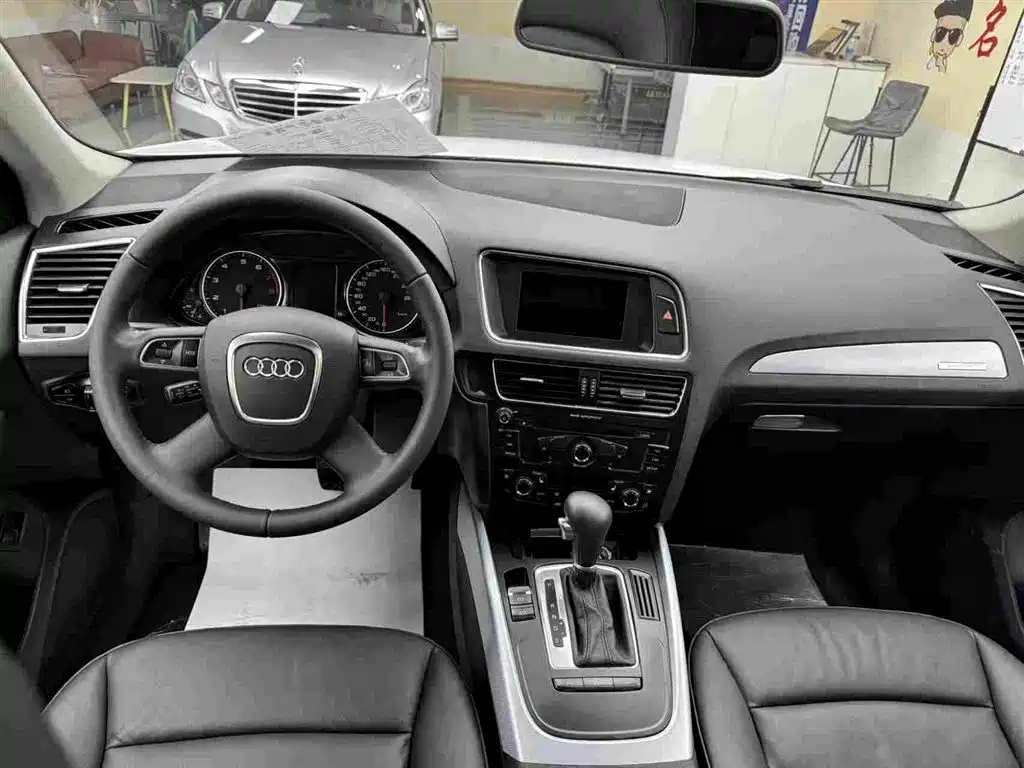 Audi Q5 2012 2.0TFSI Technology фото 4