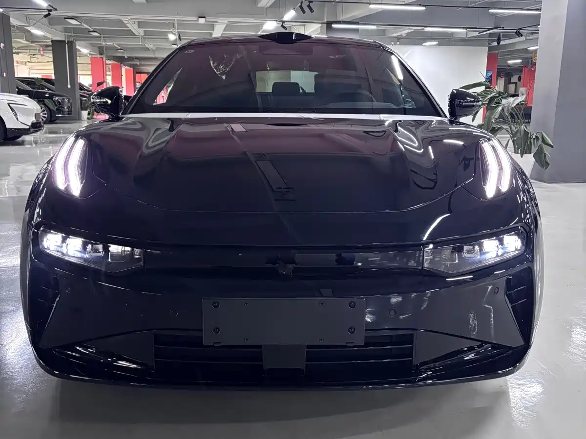 2026 ZEEKR 001