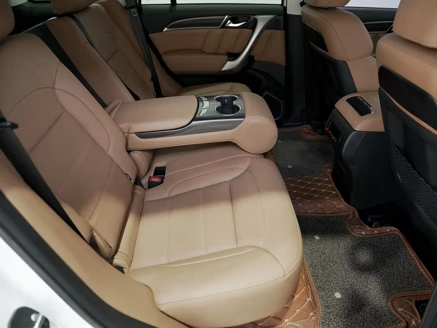 Haval H9 2017 2.0T Petrol 4WD Premium 5-seater фото 20