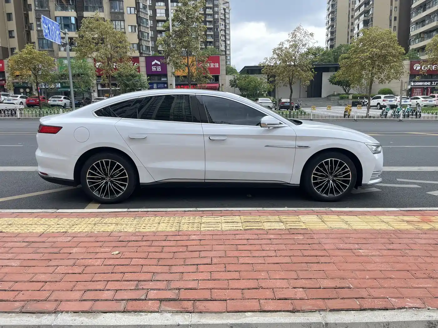 BYD Han 2020 DM AWD Performance Luxury Edition фото 10