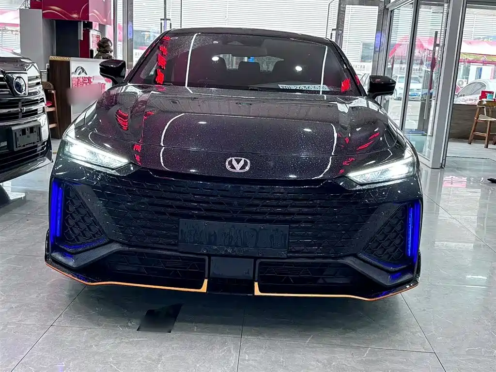 CHANGAN UNI-V