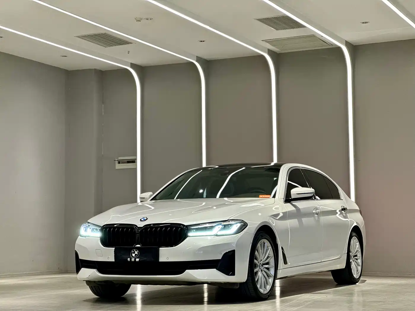 BMW 5 Series 2021 Facelift 530Li Premium Luxury Package