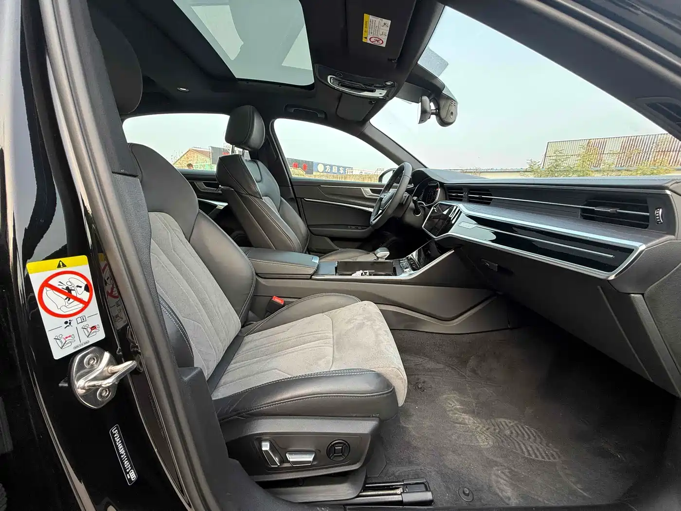 Audi A6L 2023 45 TFSI Premium Selection Dynamic фото 13