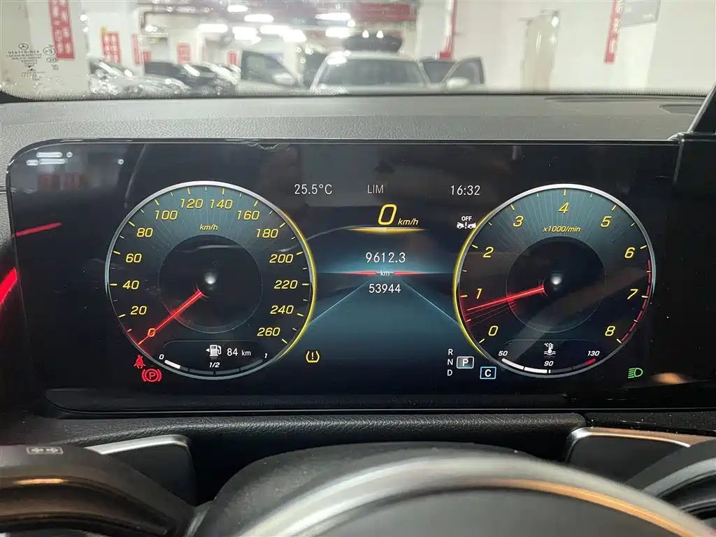 Mercedes-Benz GLB 2023 GLB 220 Style фото 6