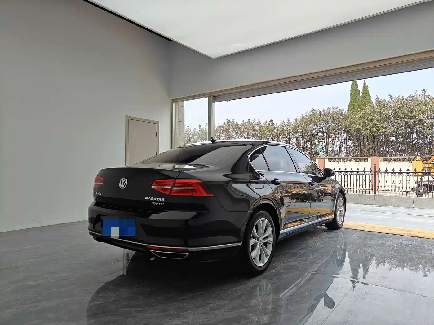 Volkswagen Magotan 2019 330TSI DSG Luxury Class China VI фото 4