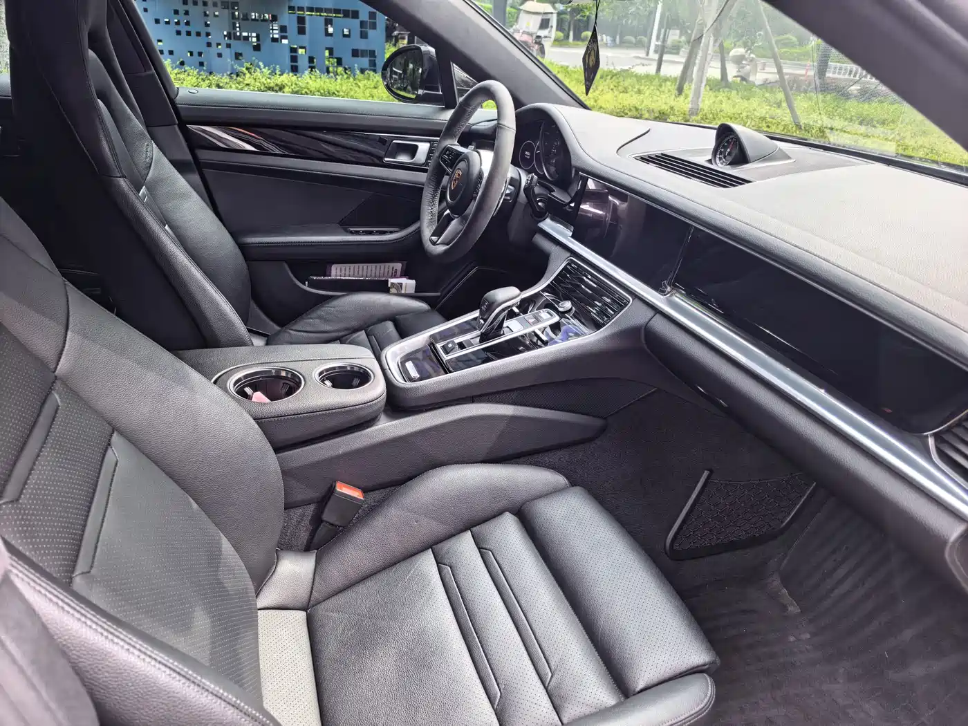 Porsche Panamera 2017 Panamera 3.0T фото 8