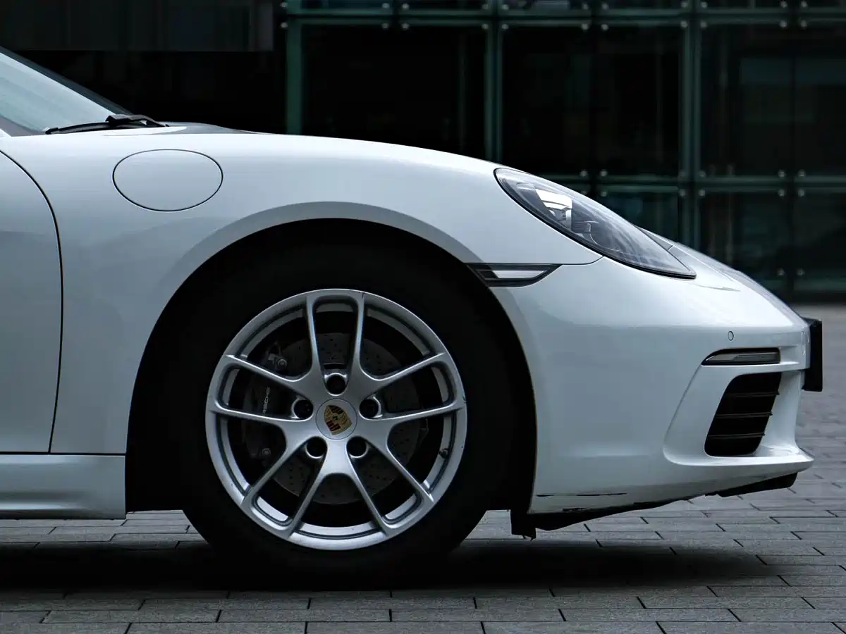 Porsche 718 2018 Cayman 2.0T фото 5
