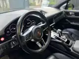 Фото 9 - Porsche Cayenne