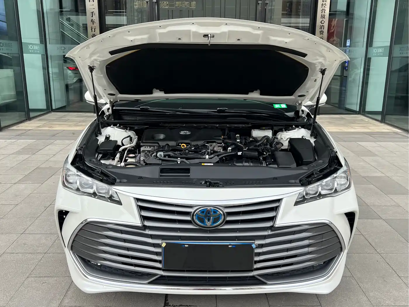 Toyota Avalon 2019 Hybrid 2.5L Luxury Edition China VI фото 14