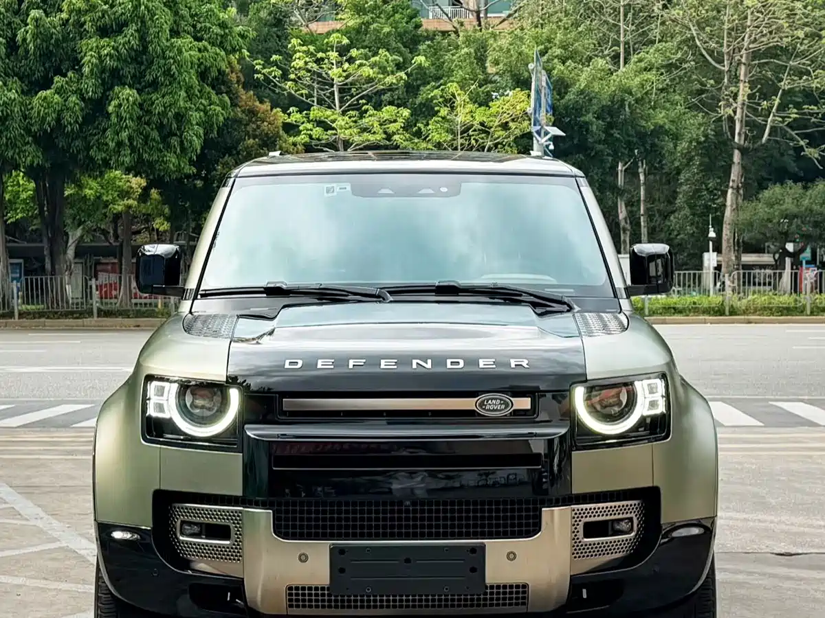 Land Rover Defender 2022 110 P400 X фото 2