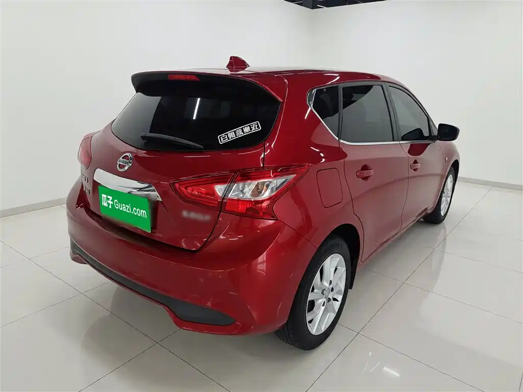 Nissan Tiida 2022 2021 1.6L CVT Cool Edition