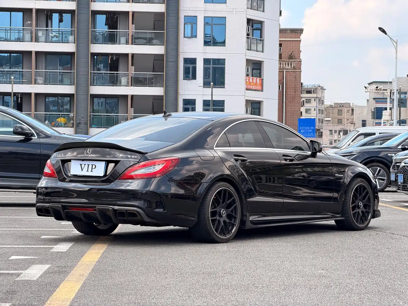 Mercedes-Benz CLS AMG 2015 AMG CLS 63 4MATIC фото 7