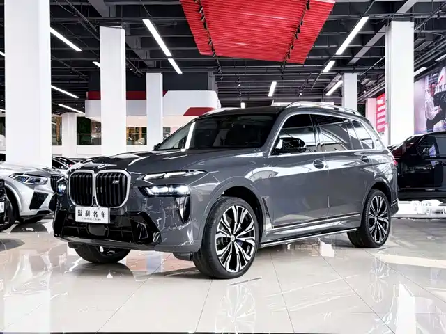 BMW X7 M60i xDrive M60i