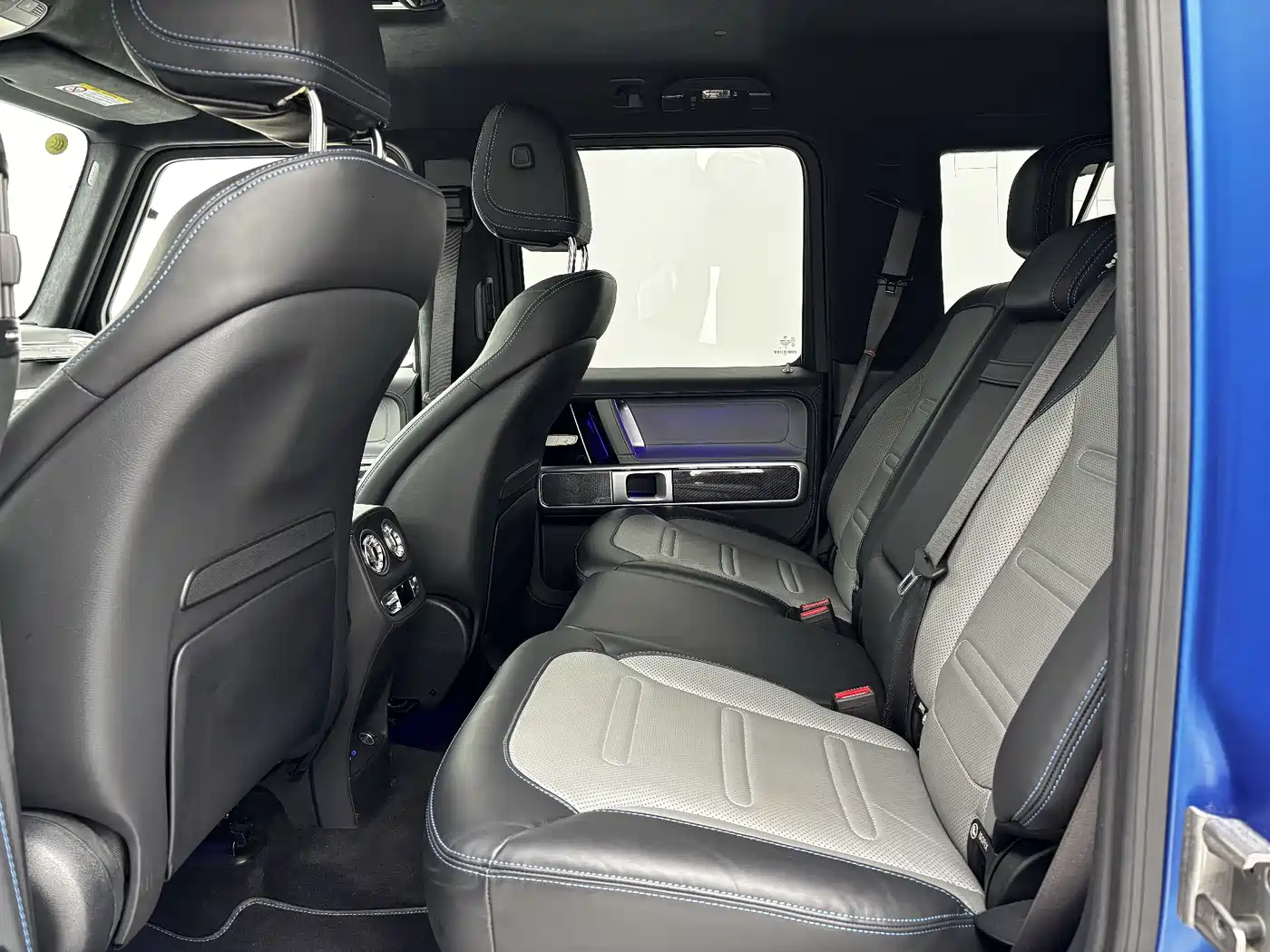 Mercedes-Benz G-Class New Energy 2025 G580 Launch Special Edition фото 33