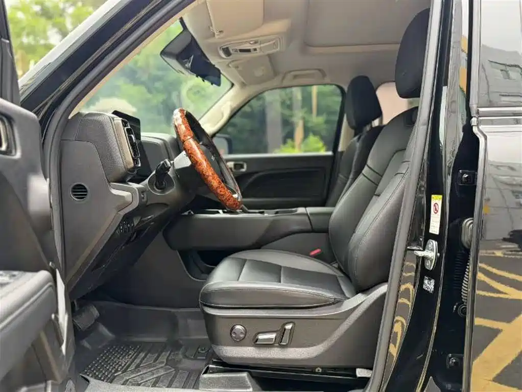 Haval Meng Long NEV 2023 Model Hi4 145 Explorer Edition фото 12