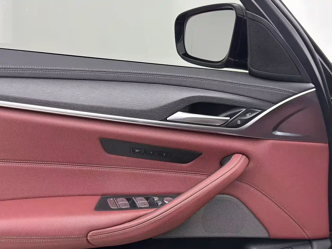 BMW 5 Series 2021 530Li Leading M Sport Package фото 14