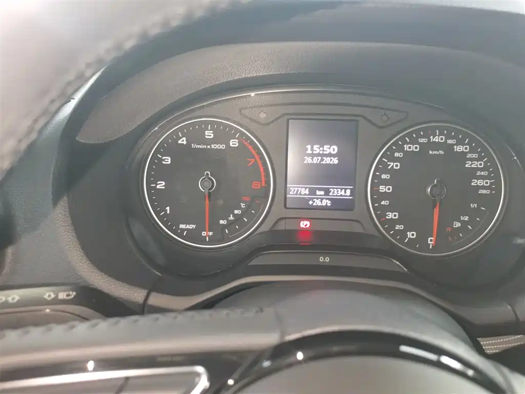 Audi Q2L 2018 35 TFSI Launch Exclusive Edition China VI фото 4