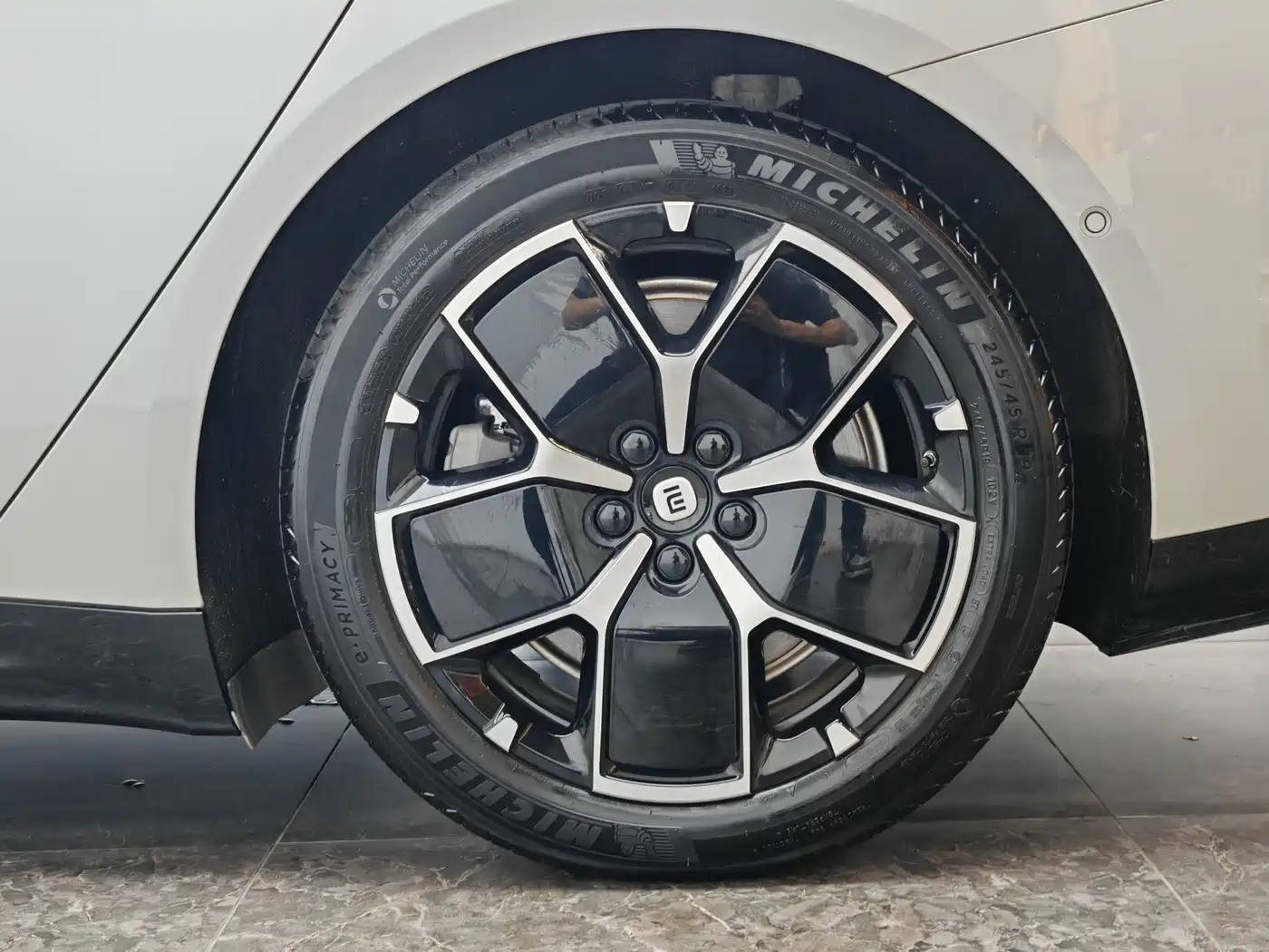 Xiaomi Auto Xiaomi SU7 2024 RWD Long Range Intelligent Driving Edition фото 9