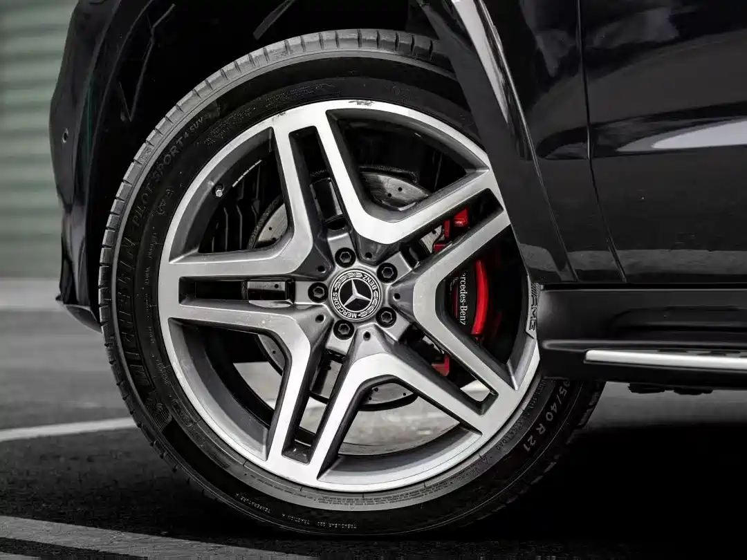 Mercedes-Benz GLS 2018 Facelift GLS 400 4MATIC Luxury фото 4