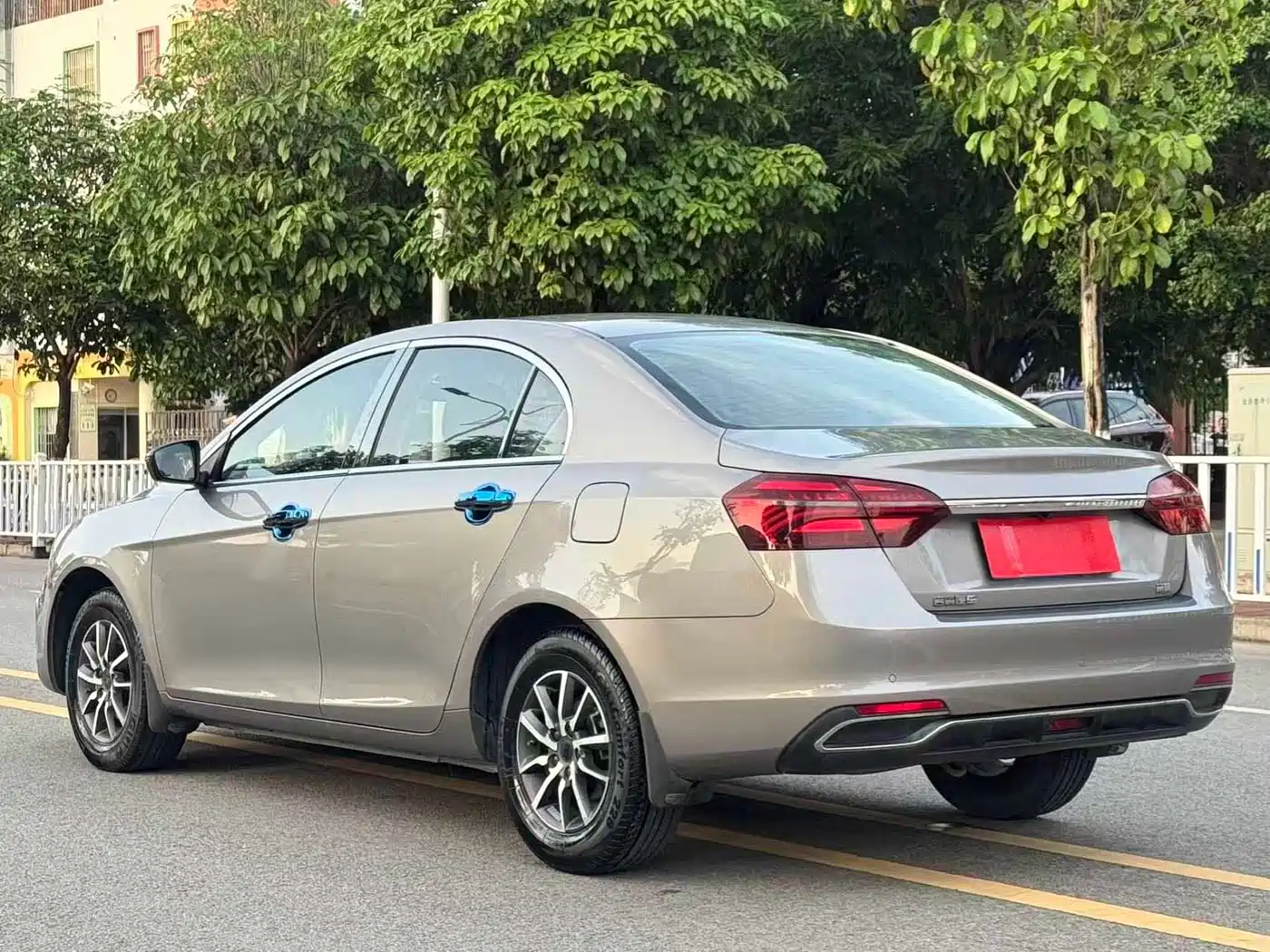 GEELY AUTOMOBILE EMGRAND