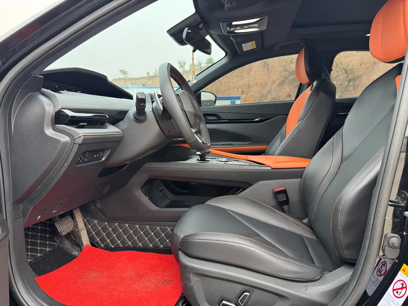 CHANGAN UNI-V